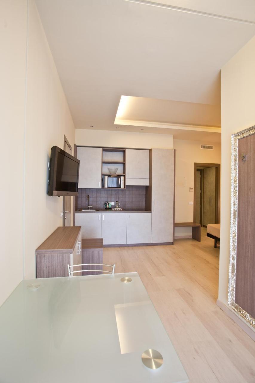 Residence Elisabetta Cesenatico Exteriör bild